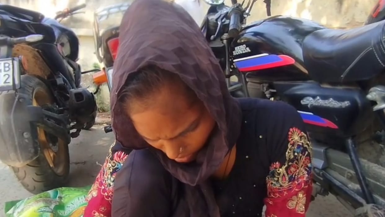 A mother gave birth to a daughter at night and was going to kill her in Sultanpur.
