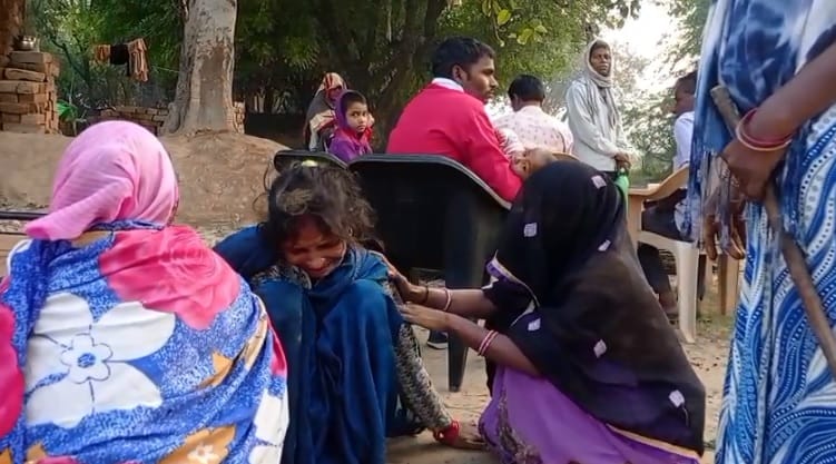 Kanpur Murder Drunk elder brother beats younger brother kills him by burying his head in mud accused arrested