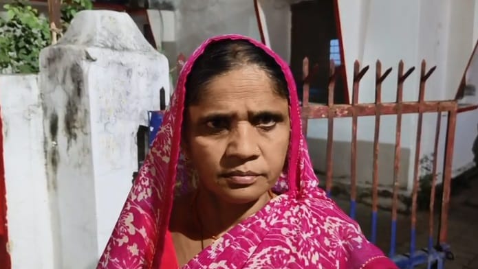 Mahoba Mother hangs her innocent daughter to death then tries to kill herself Accused taken into custody