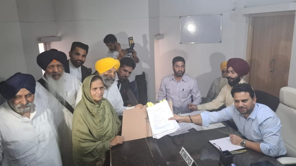 Congress and SAD candidates file nominations for Tarn Taran by election