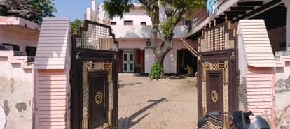 पीड़ित के घर पर सारा सन्नाटा