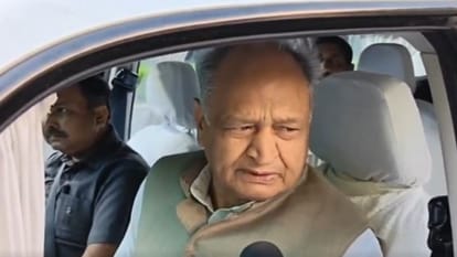 पूर्व मुख्यमंत्री अशोक गहलोत