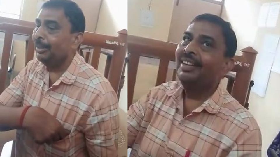 Video of Kanungo taking bribe goes viral in firozabad