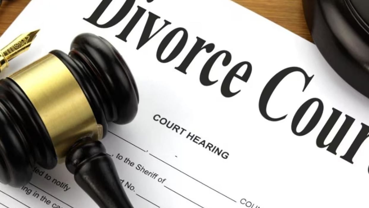 Himachal Shimla Objectionable video of wife found on WhatsApp court grants divorce