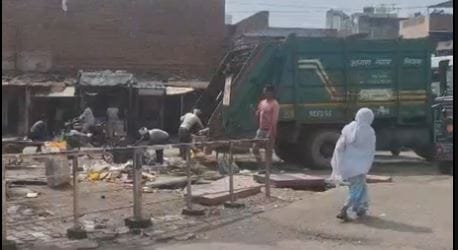 I Love Tajganj Selfie Point Turns Back into Garbage Dump Near Taj Mahal