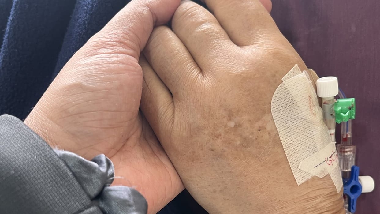 Woman Shares Her Last Text Sent To Late Mother Before Death Heartbreaking Post Goes Viral
