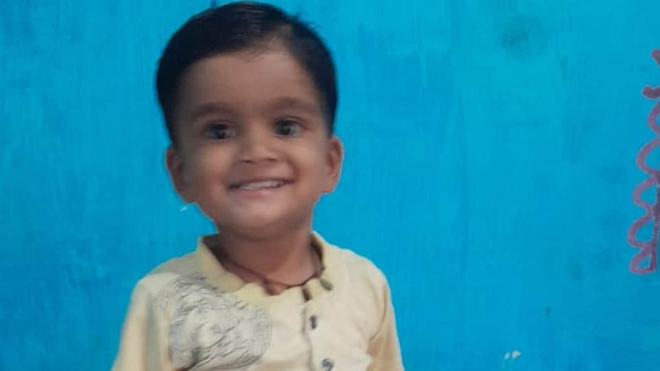 Neighbor killed a one-and-a-half-year-old child and hid him in a trunk in Bulandshahr
