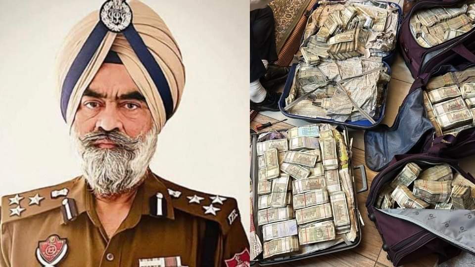 डीआईजी के घर पर मिला कैश।