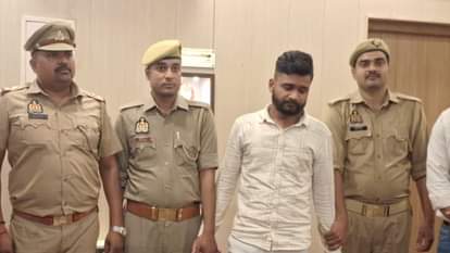 पुलिस के गिरफ्त में आरोपी