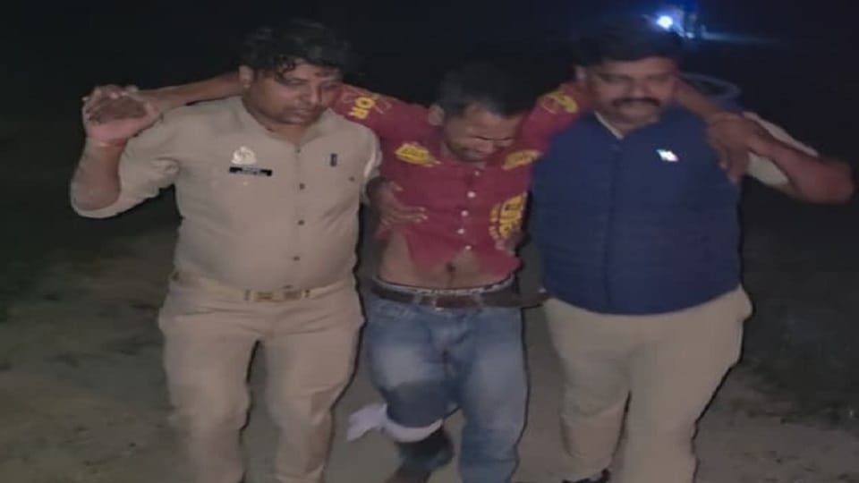 Lucknow: Police arrested the misdeed accused in an encounter