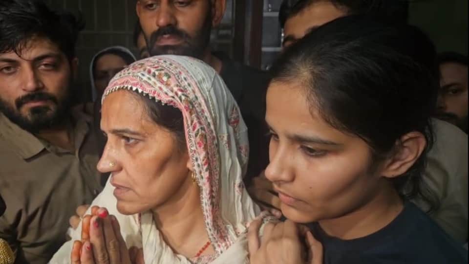 ASI Suicide Case Sandeep went to another room and spoke to whom on phone Before committing suicide