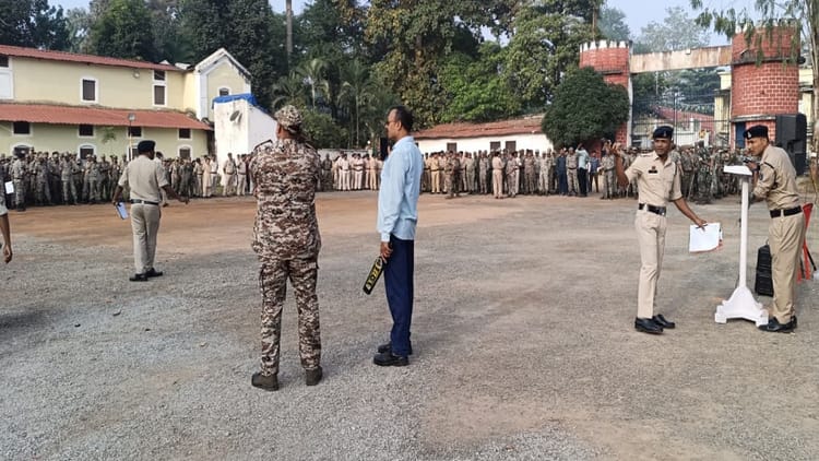 छत्तीसगढ़: आज 200 से ज्यादा नक्सली सीएम साय के सामने डालेंगे हथियार, इनमें कई बड़े कैडर के नक्सली शामिल