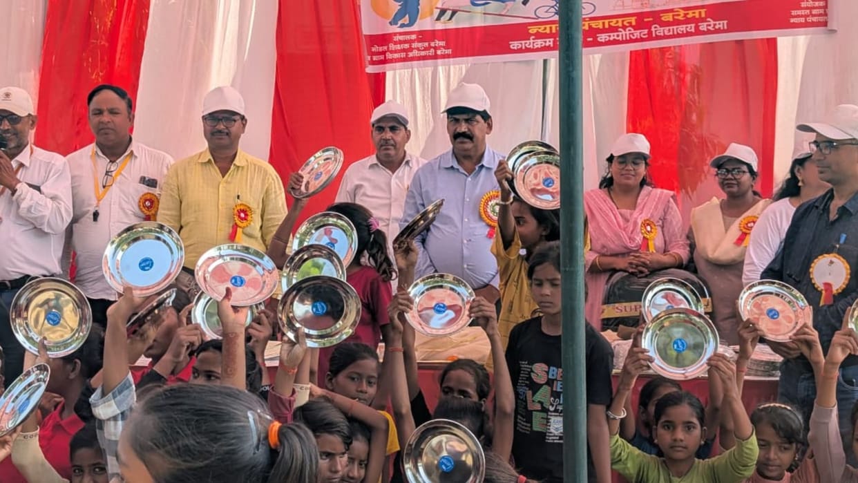 Varanasi News Children participated in kashi sansad khel kud pratiyogita 2025 and showed strength in games
