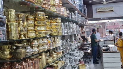 GST: Food prices remain unchanged, no impact on ground even after two months