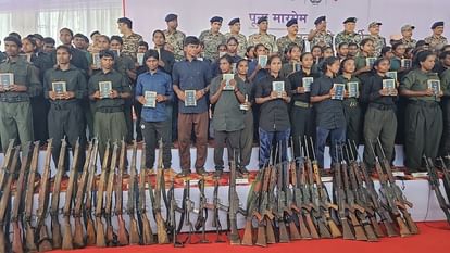Over 200 Naxalites surrender in Chhattisgarh Chief Minister Vishnu Deo Sai Hindi News Today