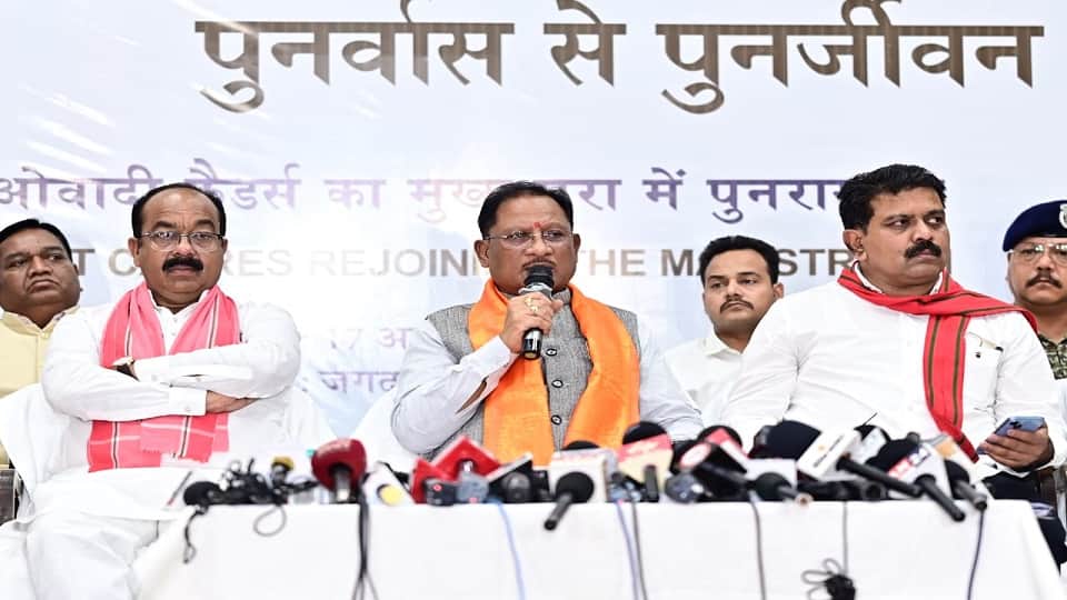 सीएम साय और डिप्टी सीएम