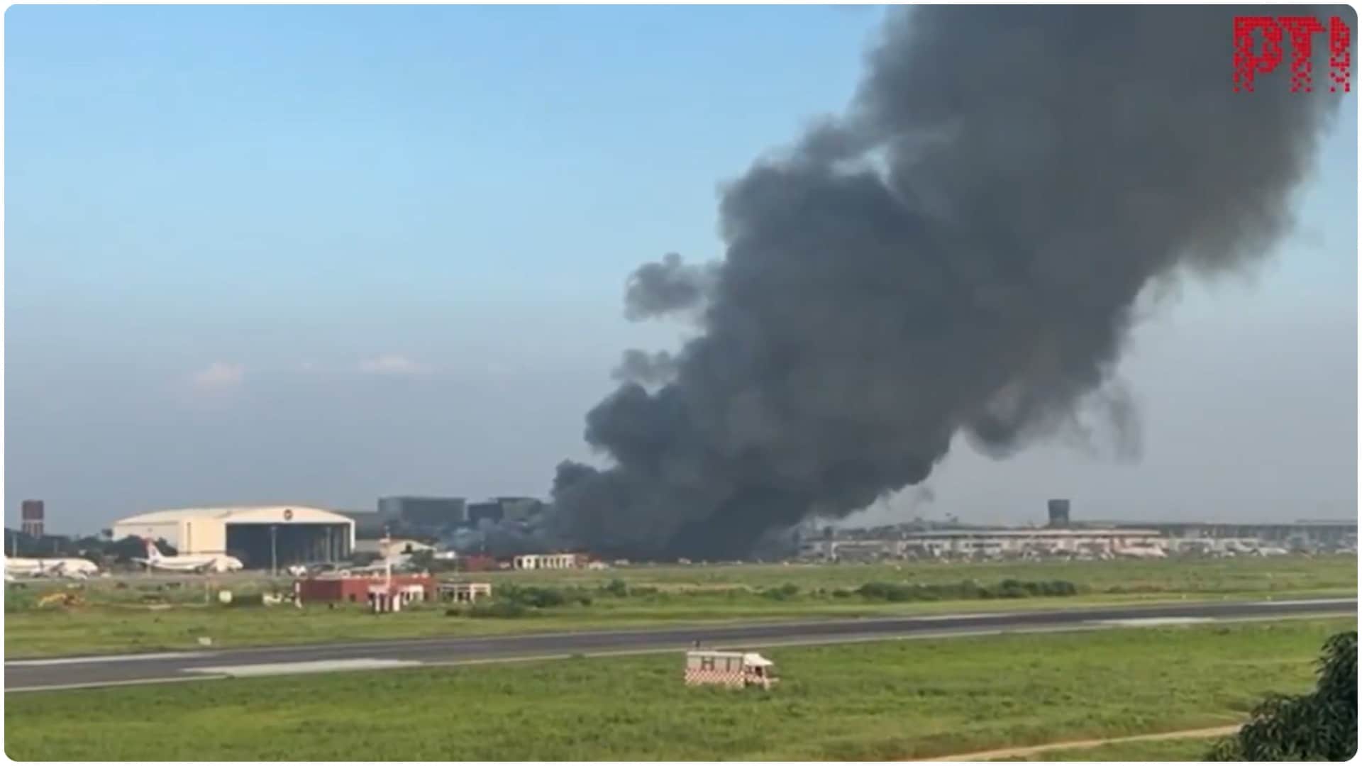 Fire breaks out at cargo terminal of Hazrat Shahjalal Int'l Airport in Dhaka, Bangladesh. All flight suspended