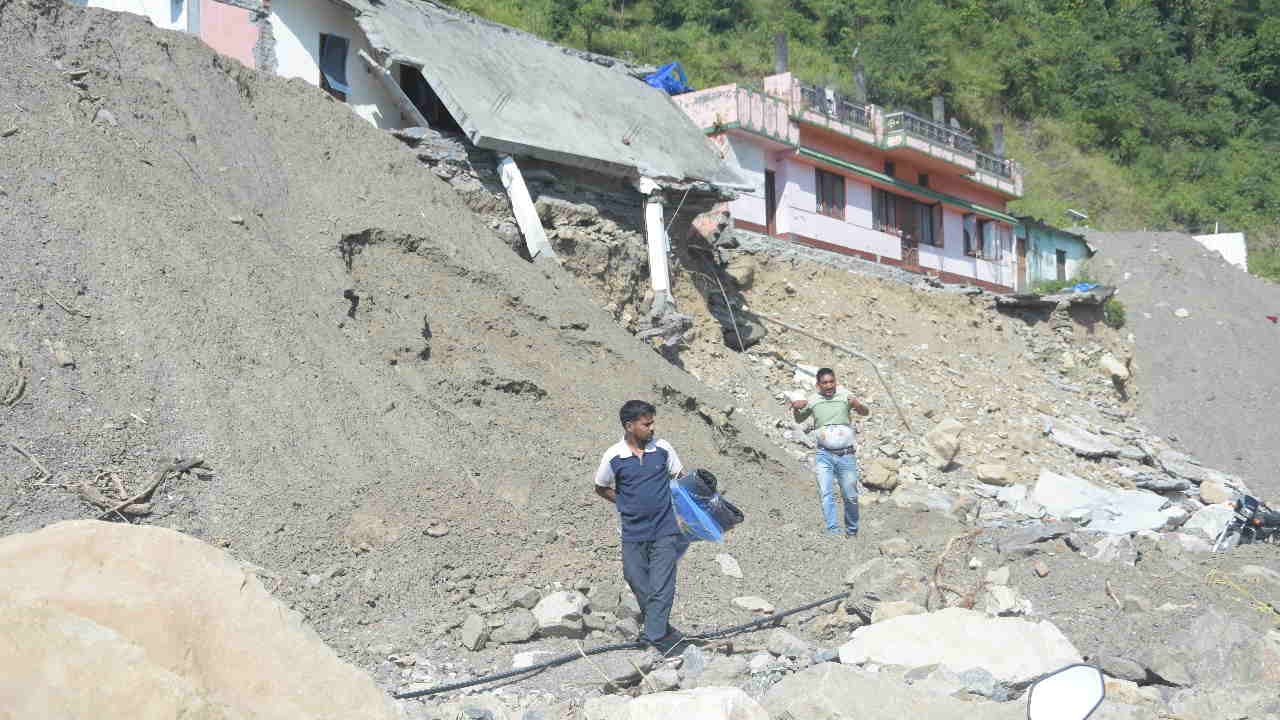 Diwali 2025 Majada village will not be illuminated even on Diwali a month has passed since disaster Dehradun