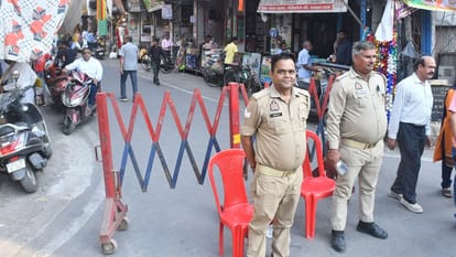 Diwali: Shoppers throng Moradabad markets on Dhanteras, business worth over Rs 750 crore expected