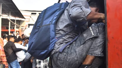 Lucknow: Crowds gathered at the railway station, trains packed, passengers entered through the windows...see p