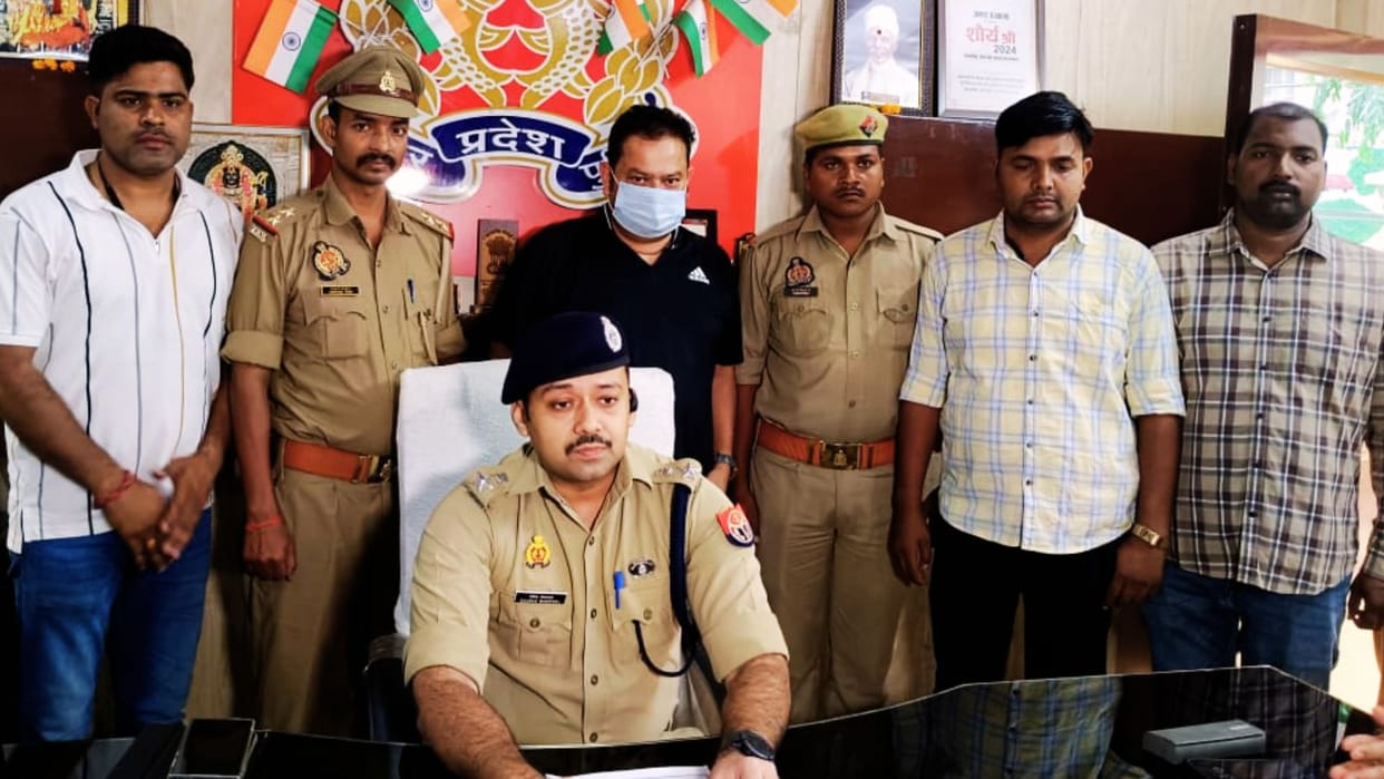 Varanasi News Lanka police arrested accused of fraud of 8.75 crore rupees from Haryana