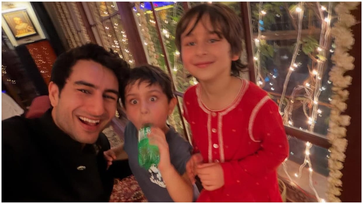 Saif ali khan son ibrahim shares picture with his younger brother taimur and jeh photos viral on social media