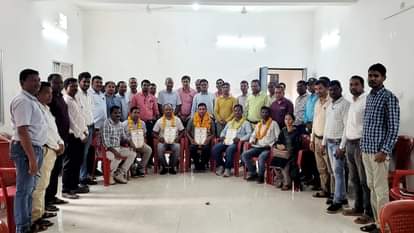 महेश बने अध्यक्ष