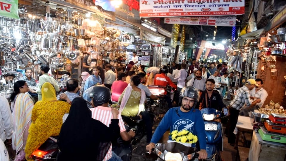 Aligarh market on Dhanteras