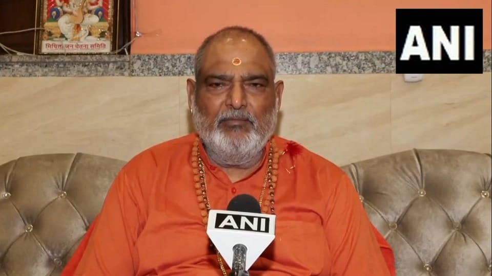 When are you celebrating Diwali Kalkaji Temple head priest Surendra Nath Avadhoot revealed the auspicious time