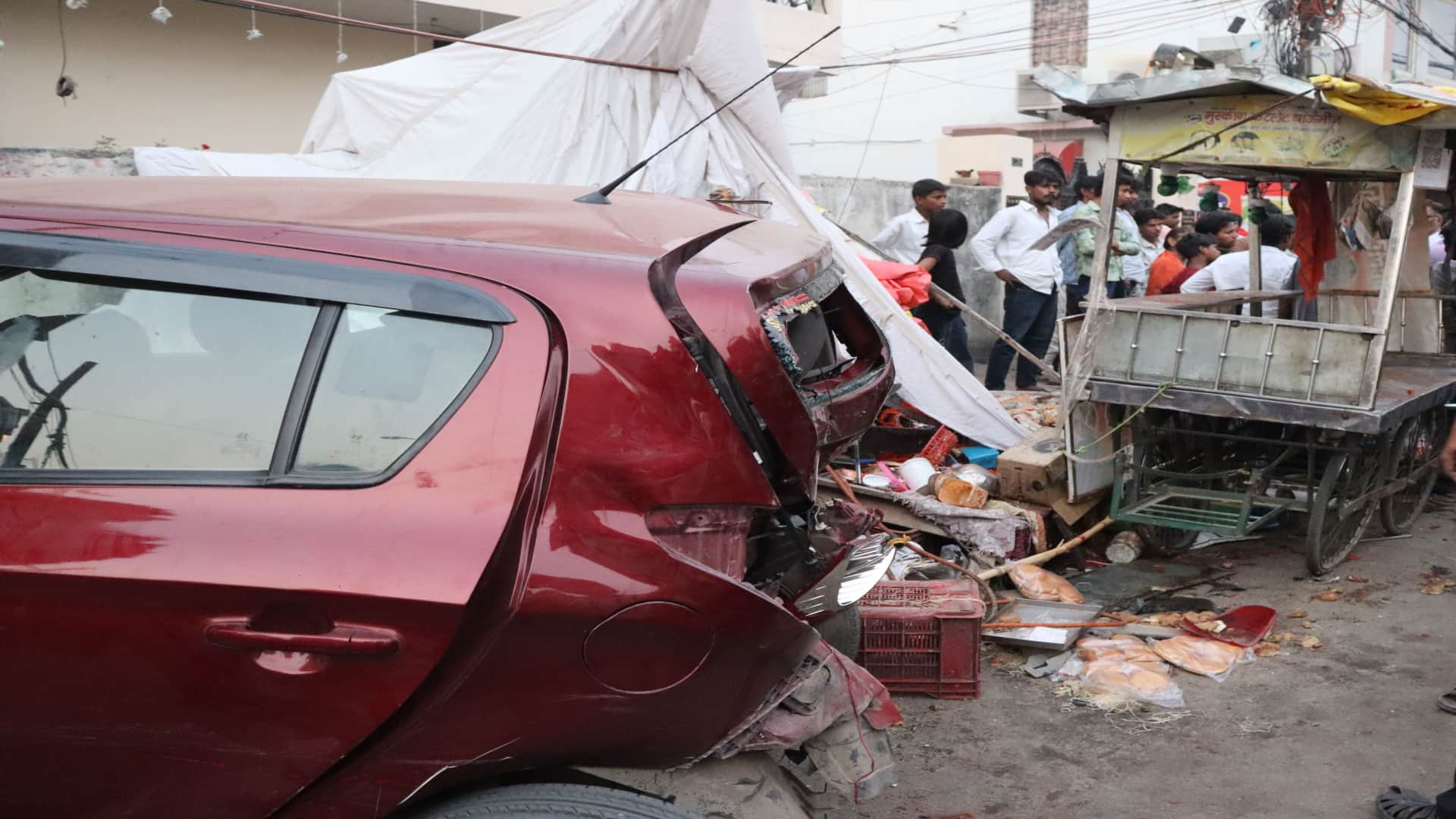 Drunk driver ran over more than a dozen people, created havoc for half a kilometer, arrested