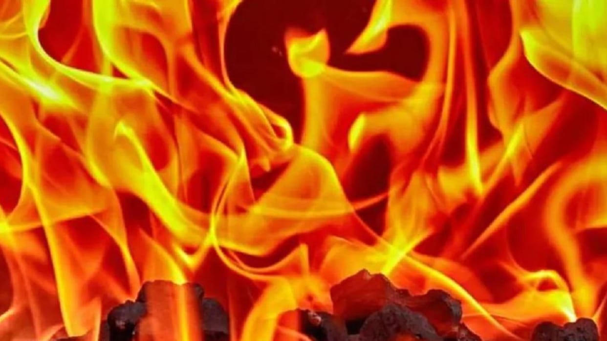 Two houses gutted in fire in Baturi village of Kinnaur Himachal Pradesh