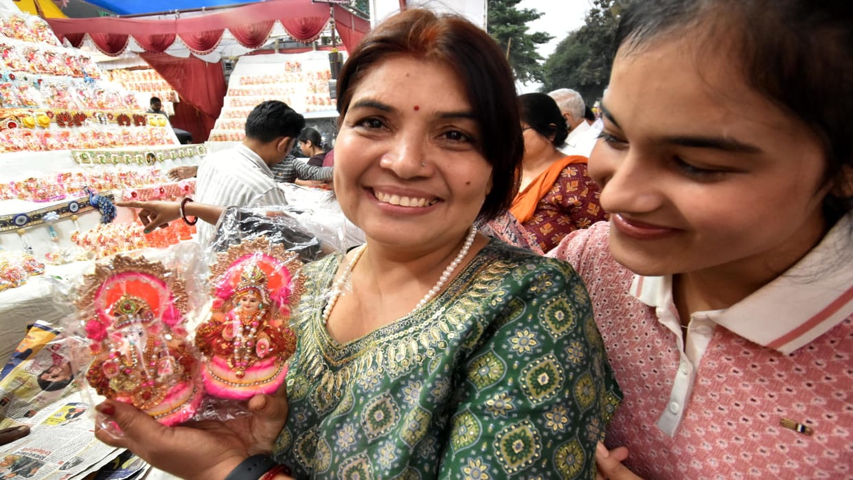 Prayagraj: Idol shops decorated for Diwali, festival's impact visible on prices