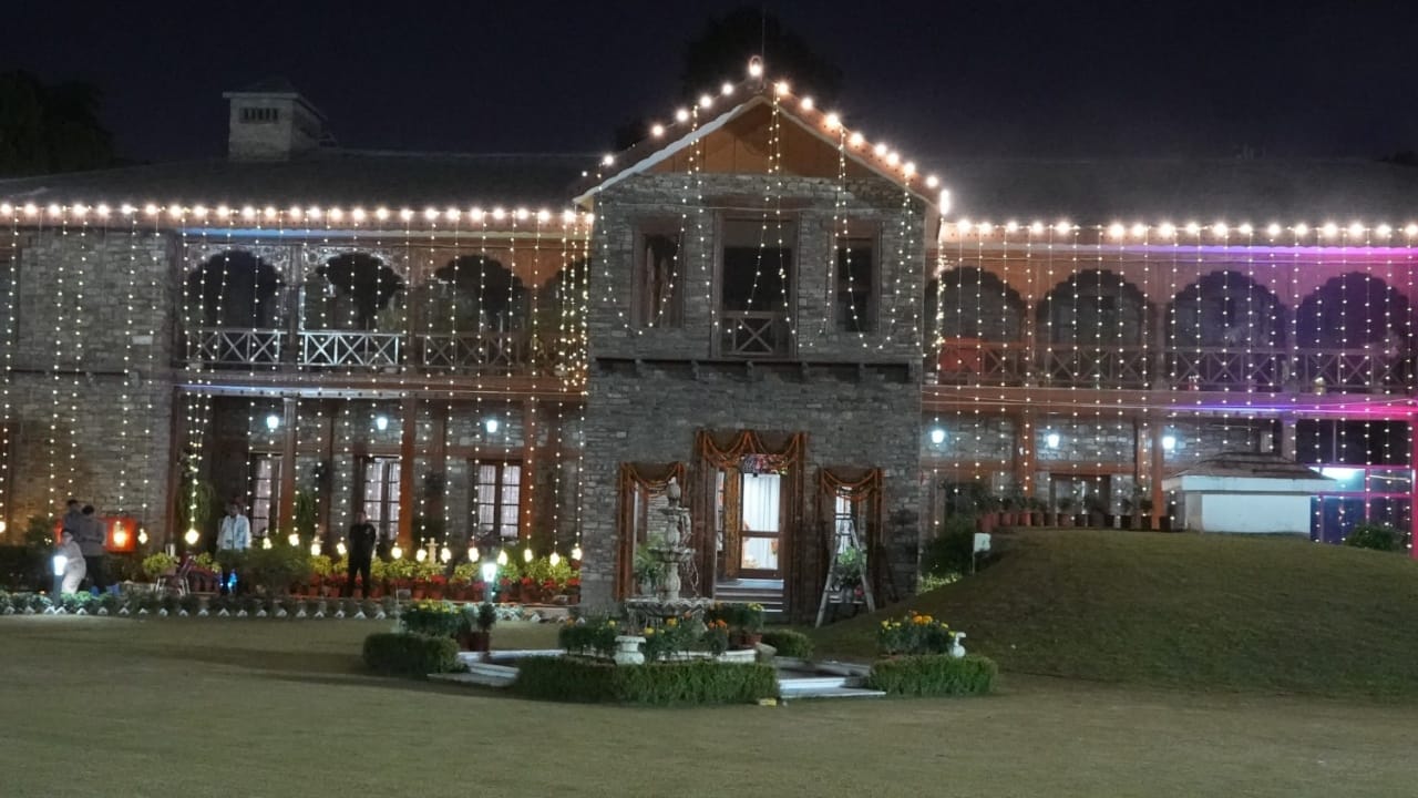 Diwali celebrations in Uttarakhand politicians Diwali 2025 pictures of leaders including CM Dhami Harish Rawat