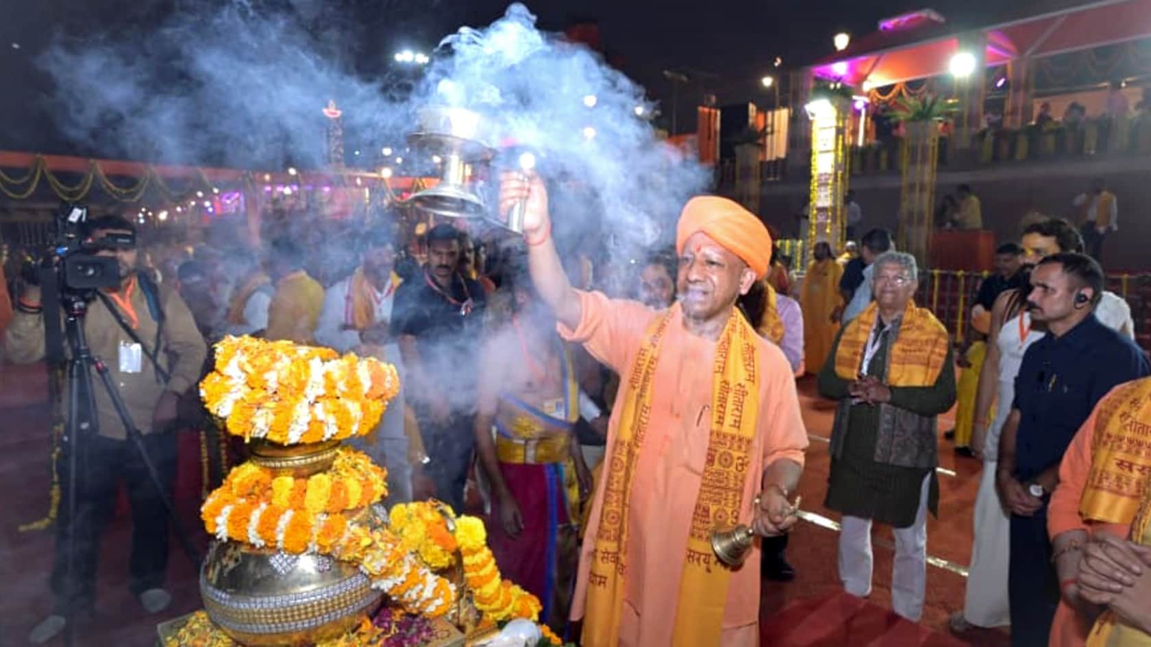 Diwali Photos Civilians to army celebrate Dipawali lights fireworks greetings across India moments in pictures