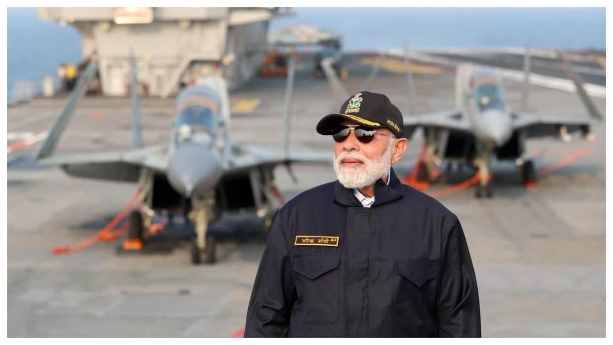 PM Modi diwali celebration with indian navy on ins vikrant on coast of goa photos with mig29