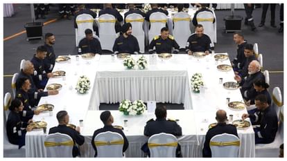 PM Modi diwali celebration with indian navy on ins vikrant on coast of goa photos with mig29