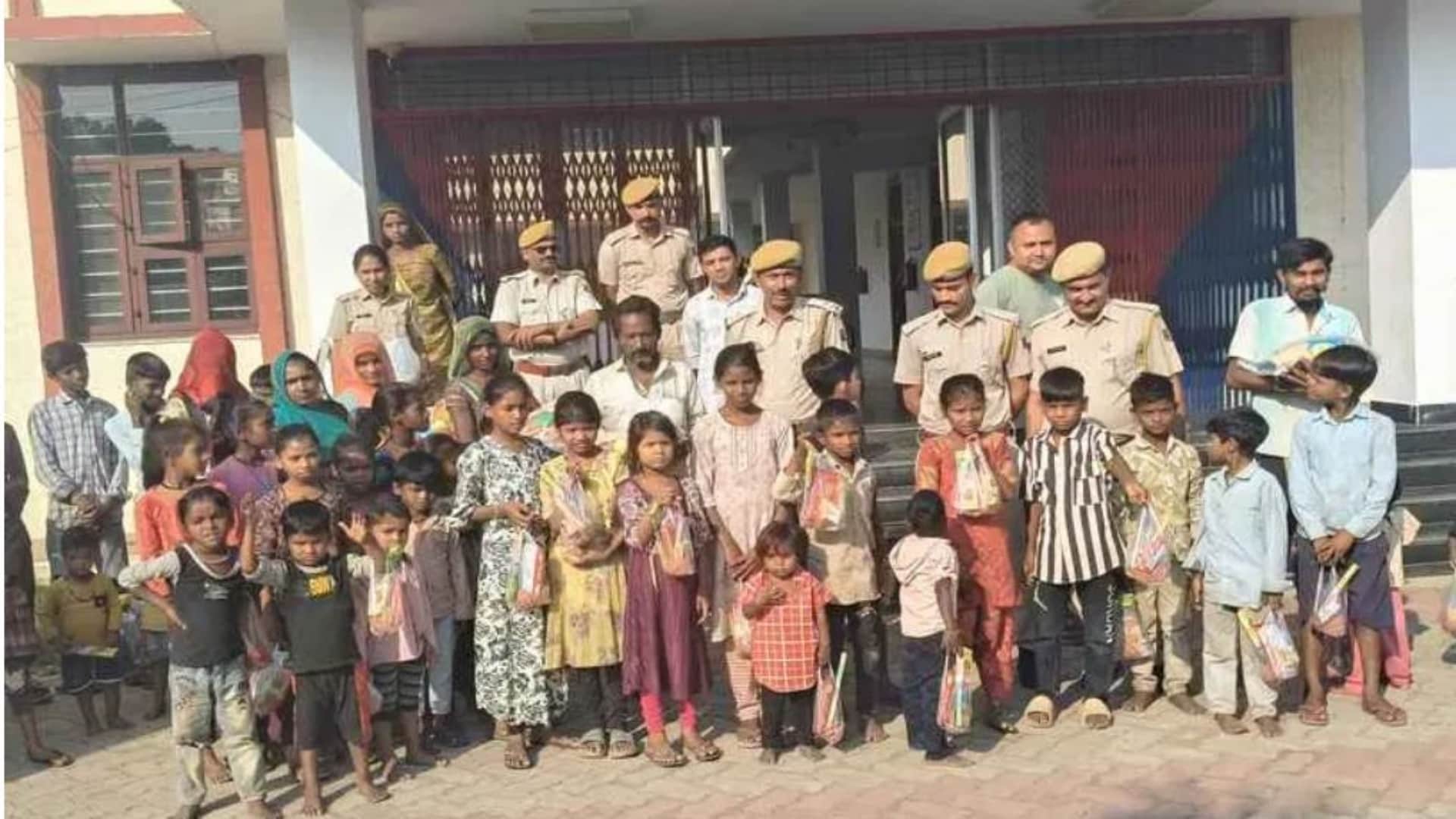 Banswara News: Sweetness Drive by Police Spreads Diwali Cheer, Gifts and Sweets Bring Smiles to Children's Fac