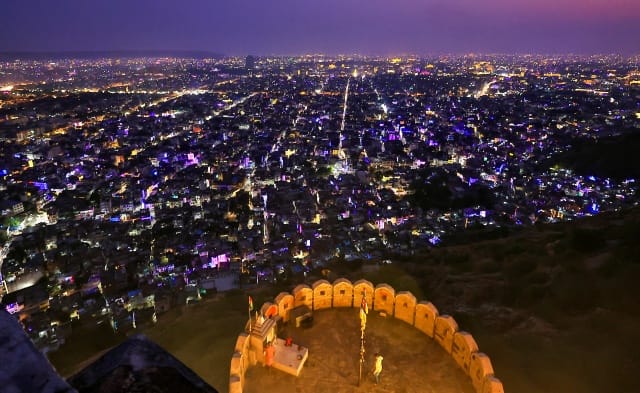 Clear Skies and Cool Nights: Rajasthan to Enjoy Perfect Weather This Diwali