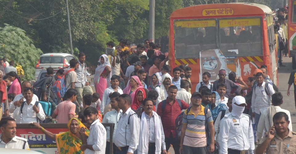 Diwali Rush Chaos: Trains Packed Beyond Capacity Passengers Ride on Bus Roofs to Reach Home