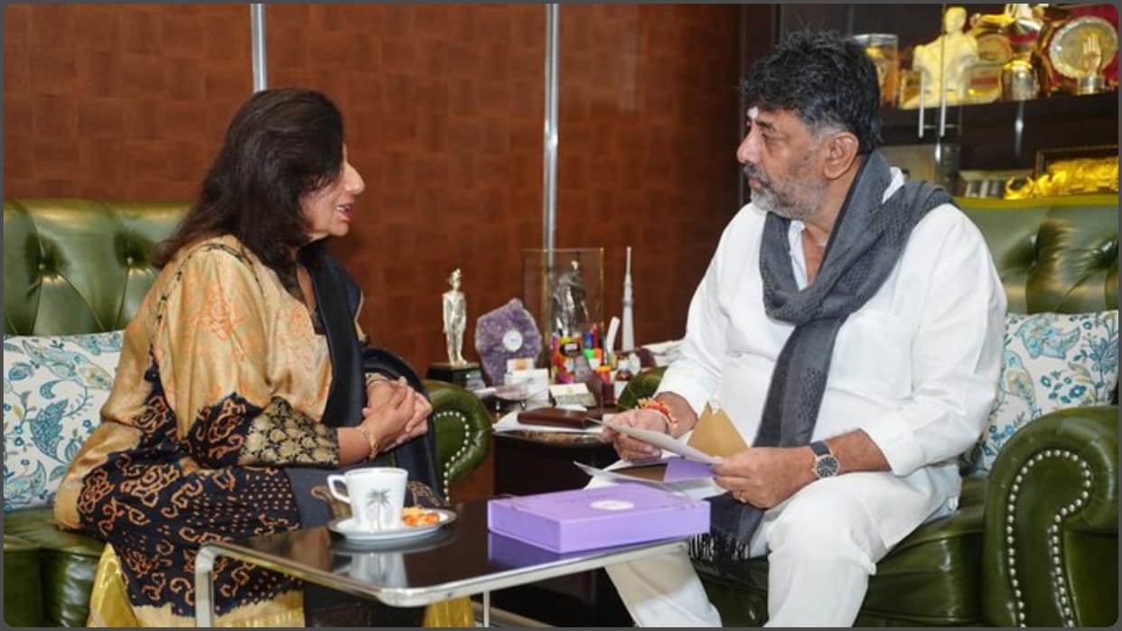 Bengaluru: Biocon Chairman, Kiran Mazumdar Shah met Karnataka Dycm DK Shivakumar on the occasion of Diwali.
