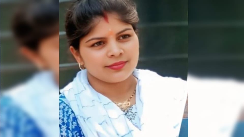 Two Childrens Mother Dies by Suicide with Her Lover in Bijnor, Couple Consumed Poison in Bijnor