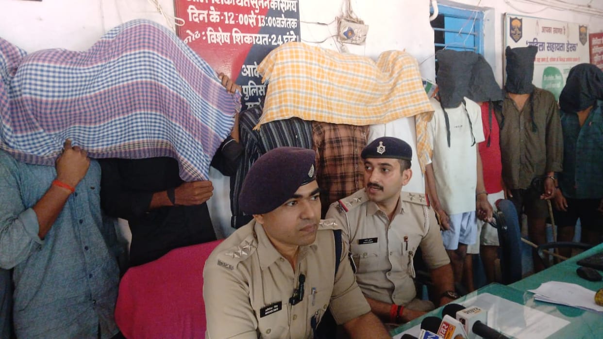 Bihar Crime: Major action against liquor smugglers 12 smugglers arrested while planning murder