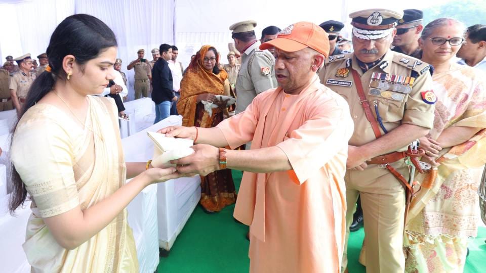 Tributes paid to martyrs at Lucknow Police Lines on Police Memorial Day CM Yogi met with their families