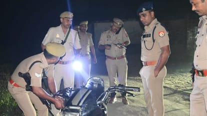 Azamgarh News Dispute between neighbours on Diwali Young man shot dead police arrived