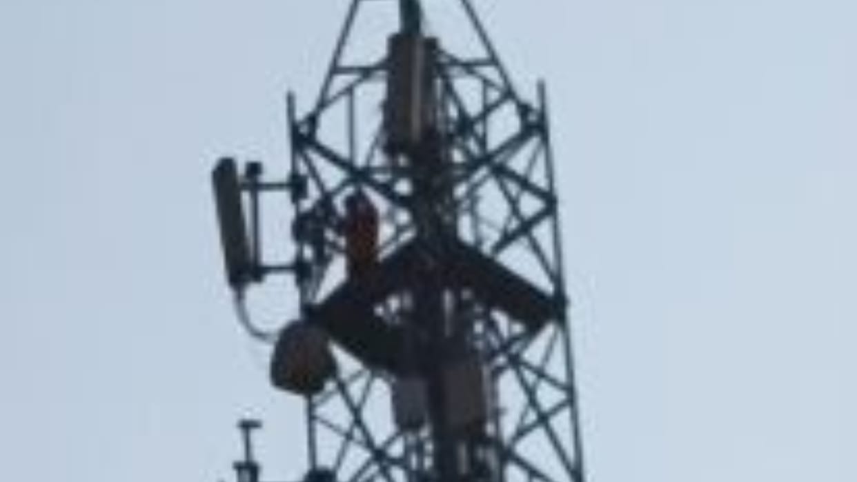 man climbs tower to seek justice after his wife faces harassment and cheating case in lakhimpur kheri