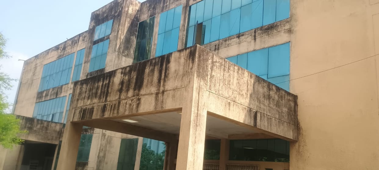 MP News: Homeopathy pharmacy building worth Rs 5 crore has been waiting to open for 13 years, equipment purcha