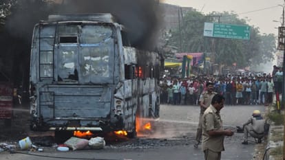 double-decker bus caught fire in Lakhimpur Kheri