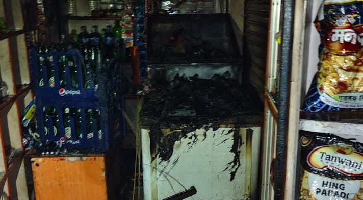 Etawah Fire in provision store due to short circuit goods worth 1.5 lakh burnt brought under control
