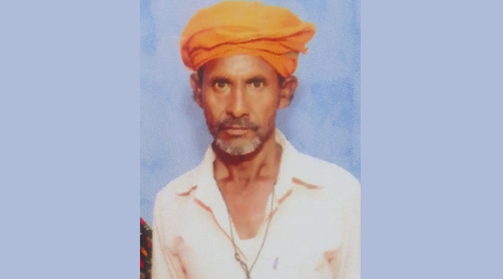 Jalaun Farmer hanged himself to death stressed by his wifes disappearance police sent body for postmortem