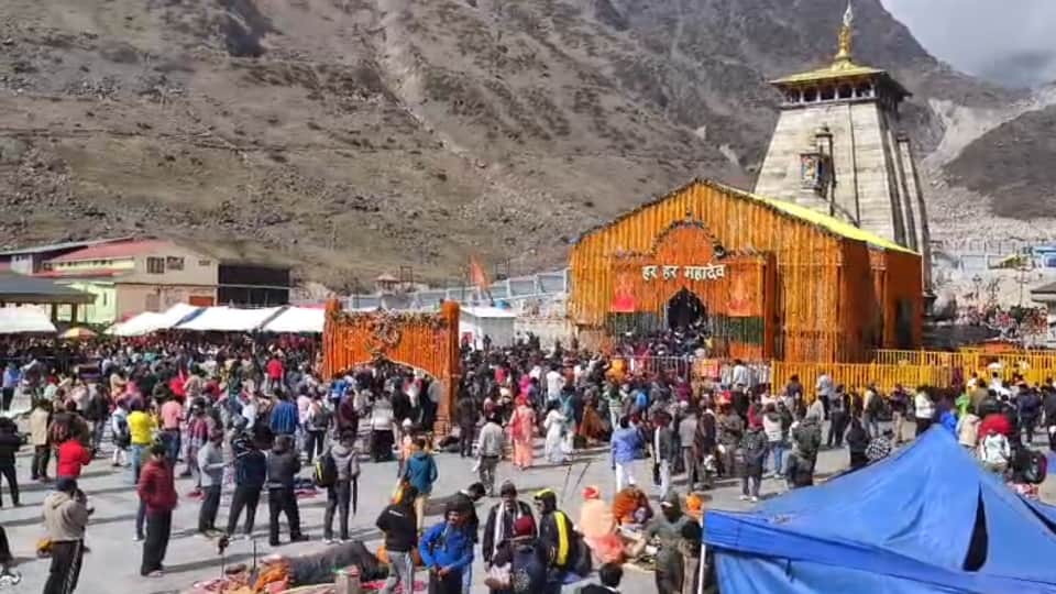 Char Dham Yatra Preparations underway for action payment of bills for guest accommodation at Kedarnath Temple